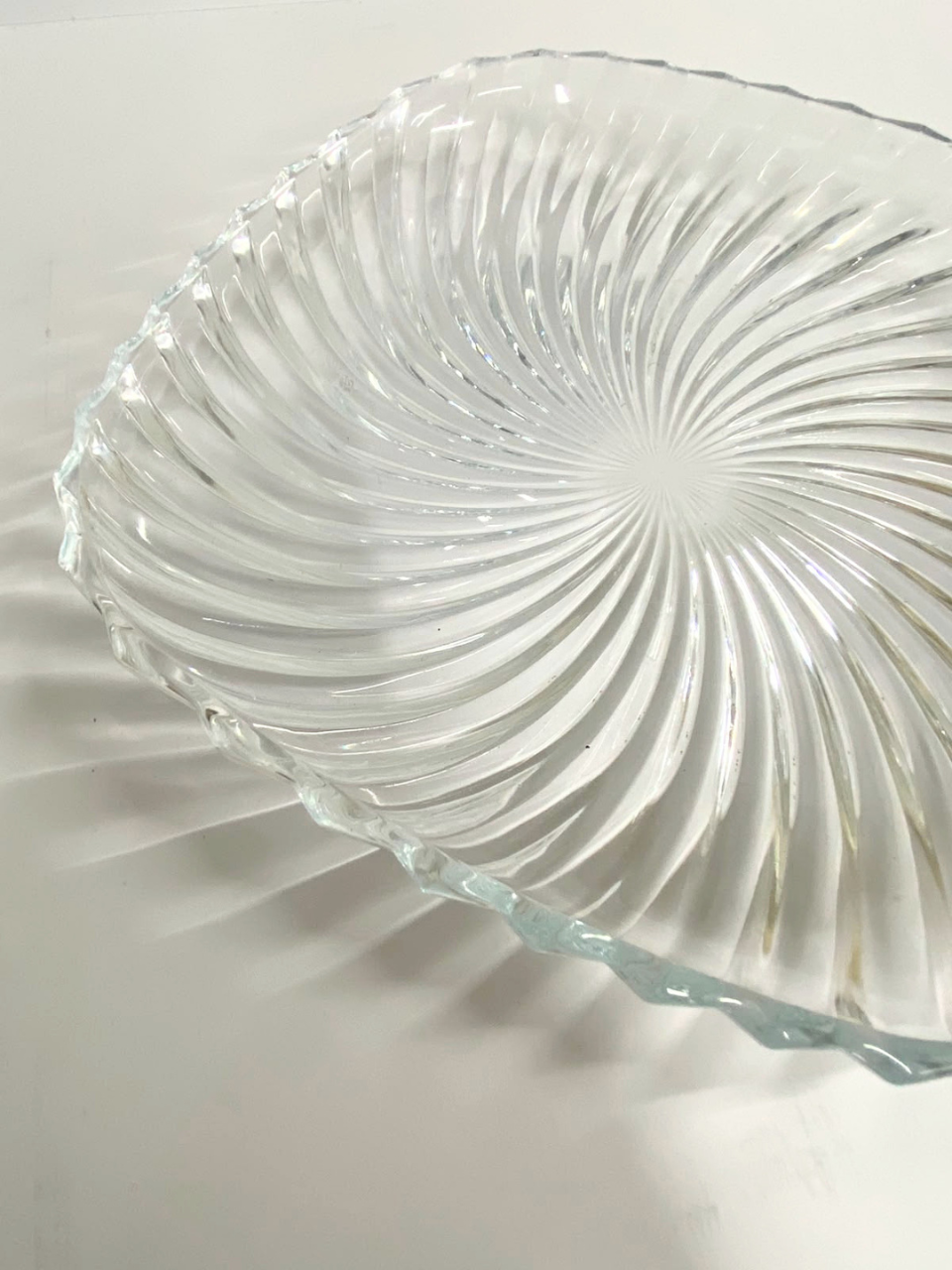 Santa Single Round Dish Transparent Clear Glass Serving Tray 10 * 9  inch