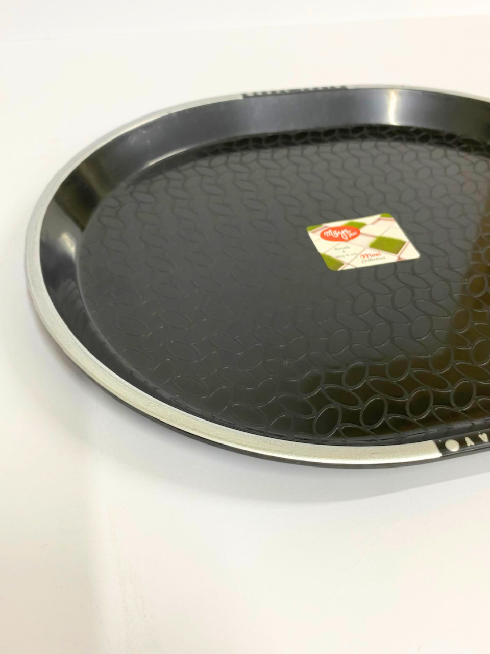 Plastic Multi-Purpose Oval golden line Tray 11 x 10 inch Gift & Serving Trays