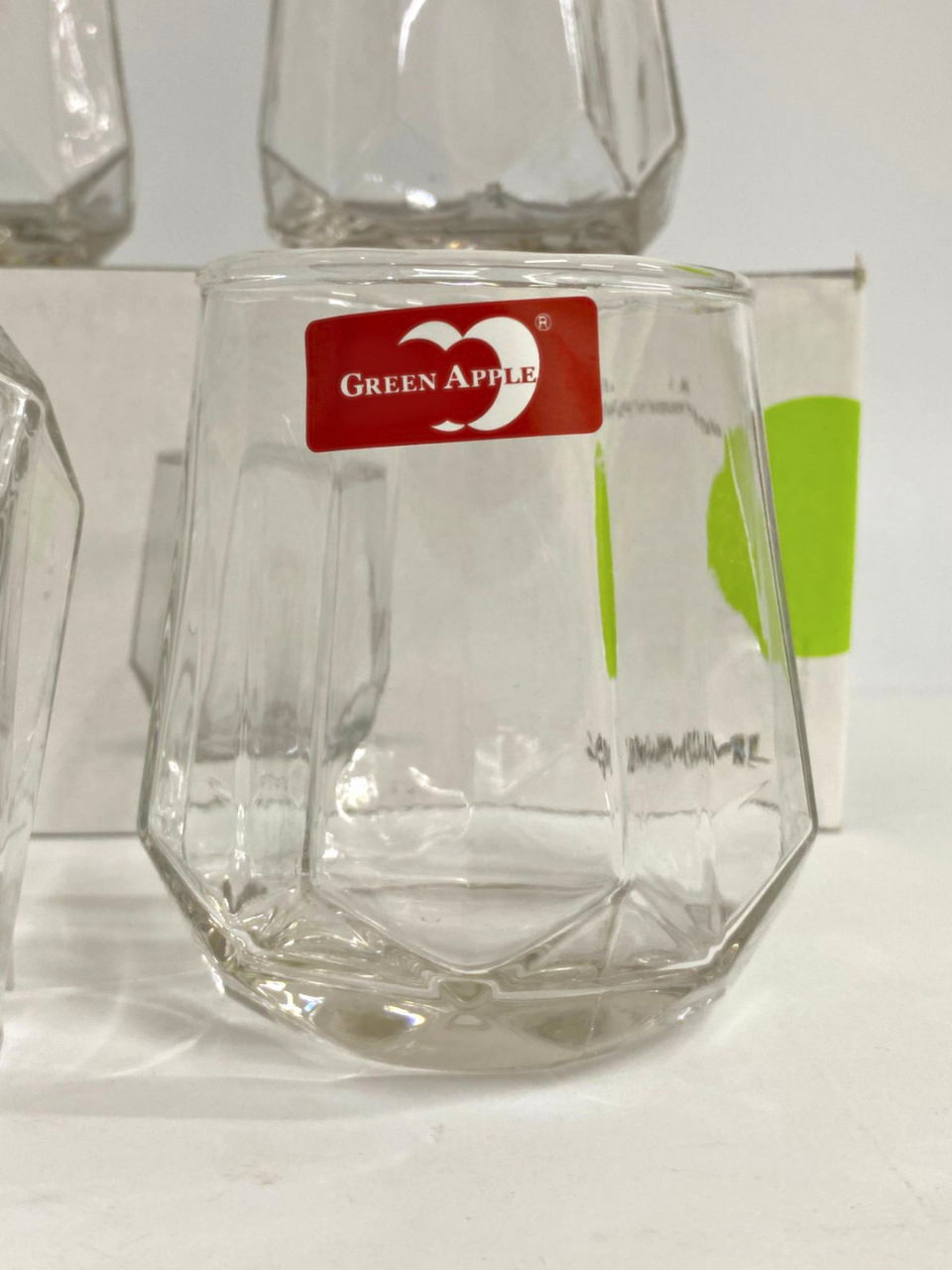 Deli Glassware 6-Piece Glass Set – Diamond Design | 340ml