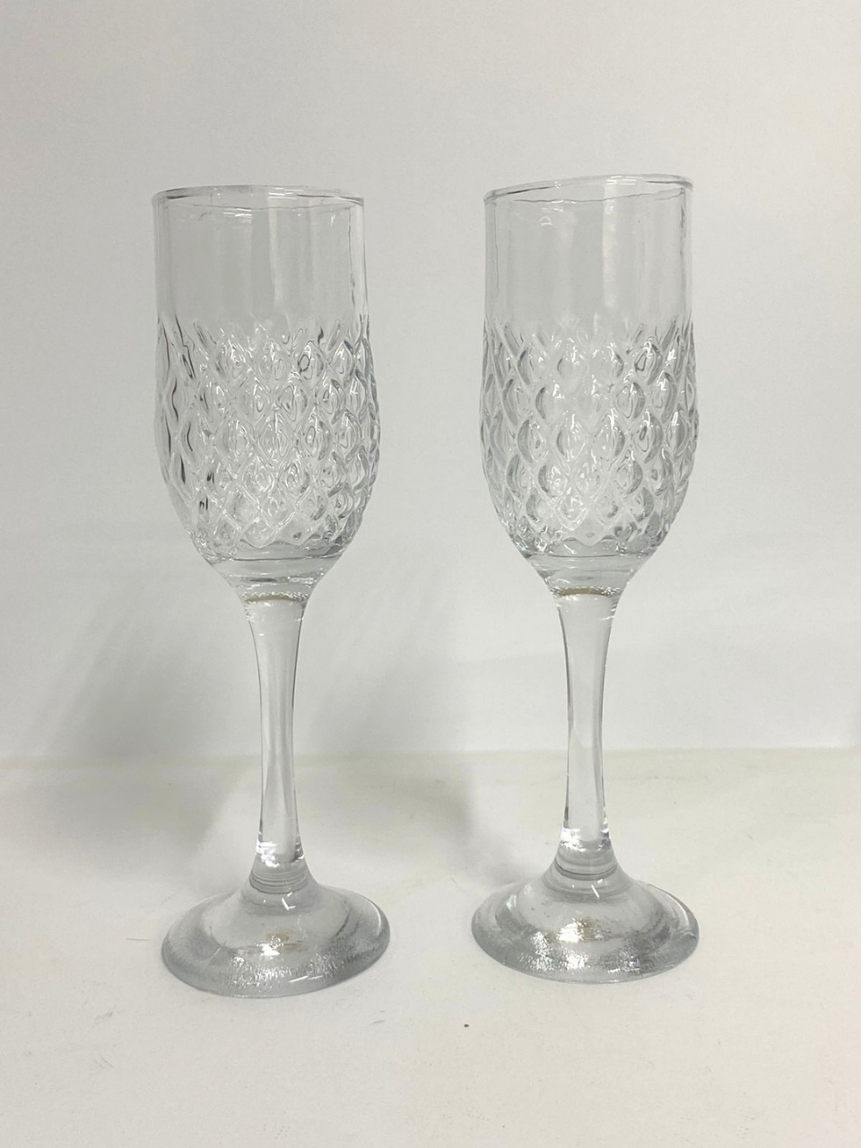 6 Peices  Set Elegant Wine glass Cut Dimand  Crystal-Style Glass – Premium Wine Decorative Drinkware glass