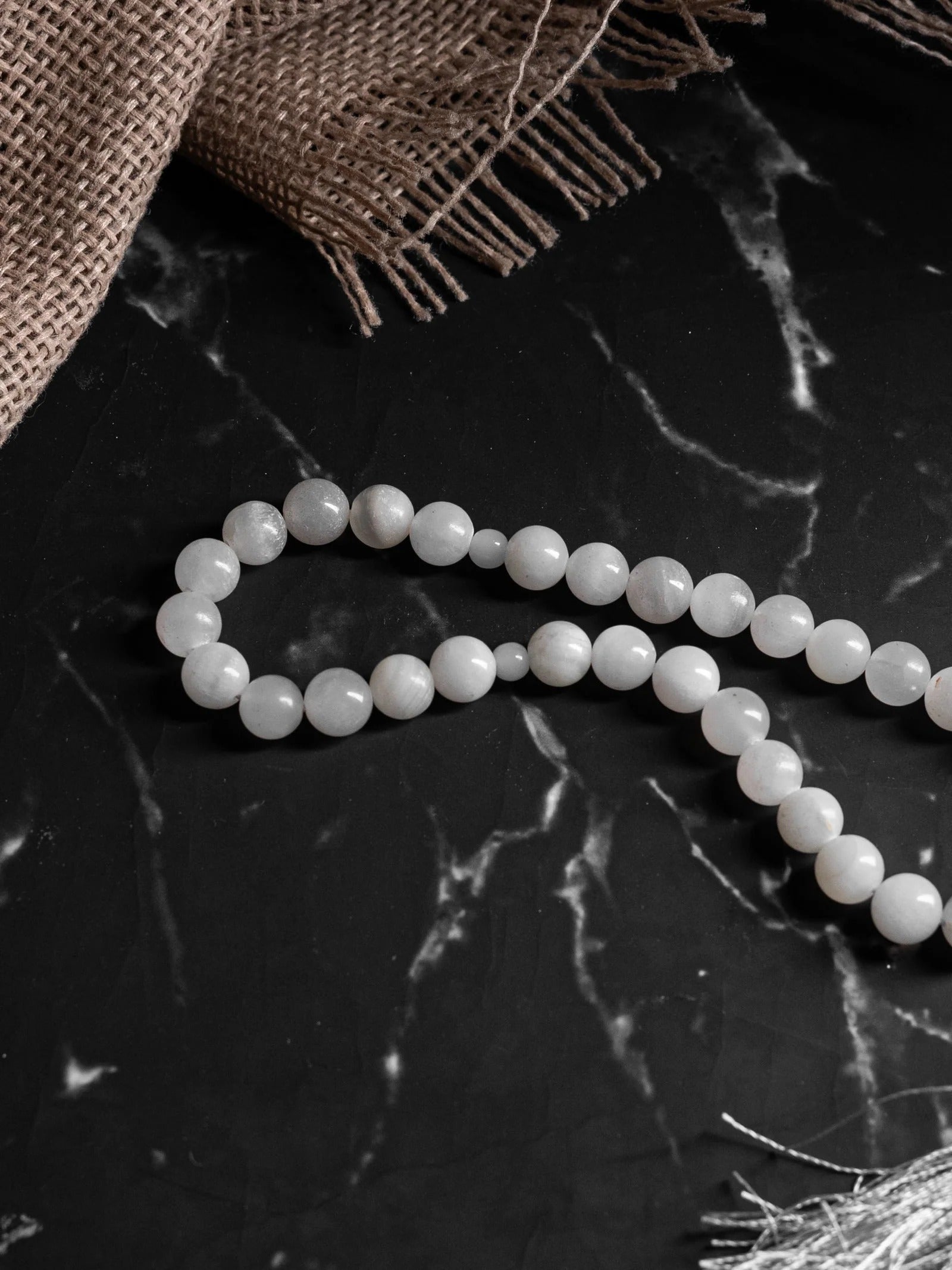 White Aqeeq Stone Tasbih (10mm 33 Beads)